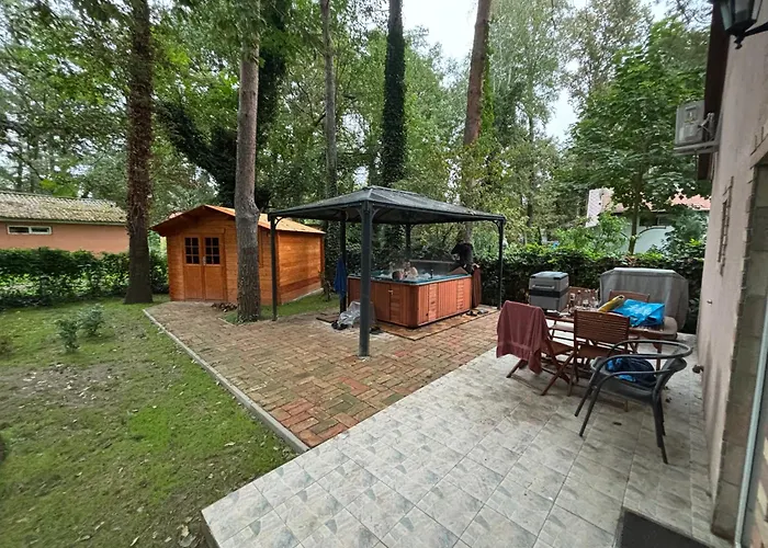 Villa Irany Horany Vendeghaz Szigetmonostor